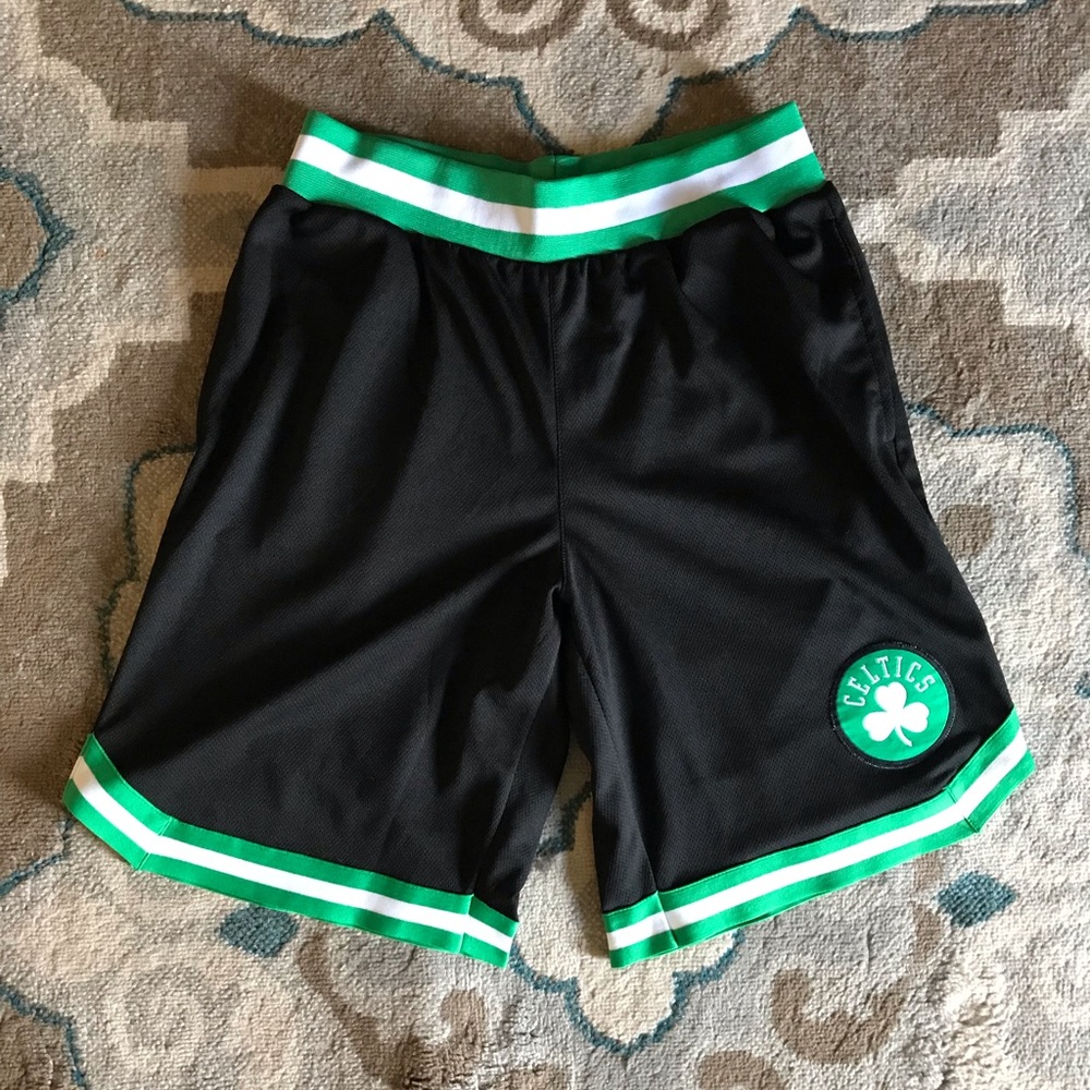 Boston Celtics shorts medium